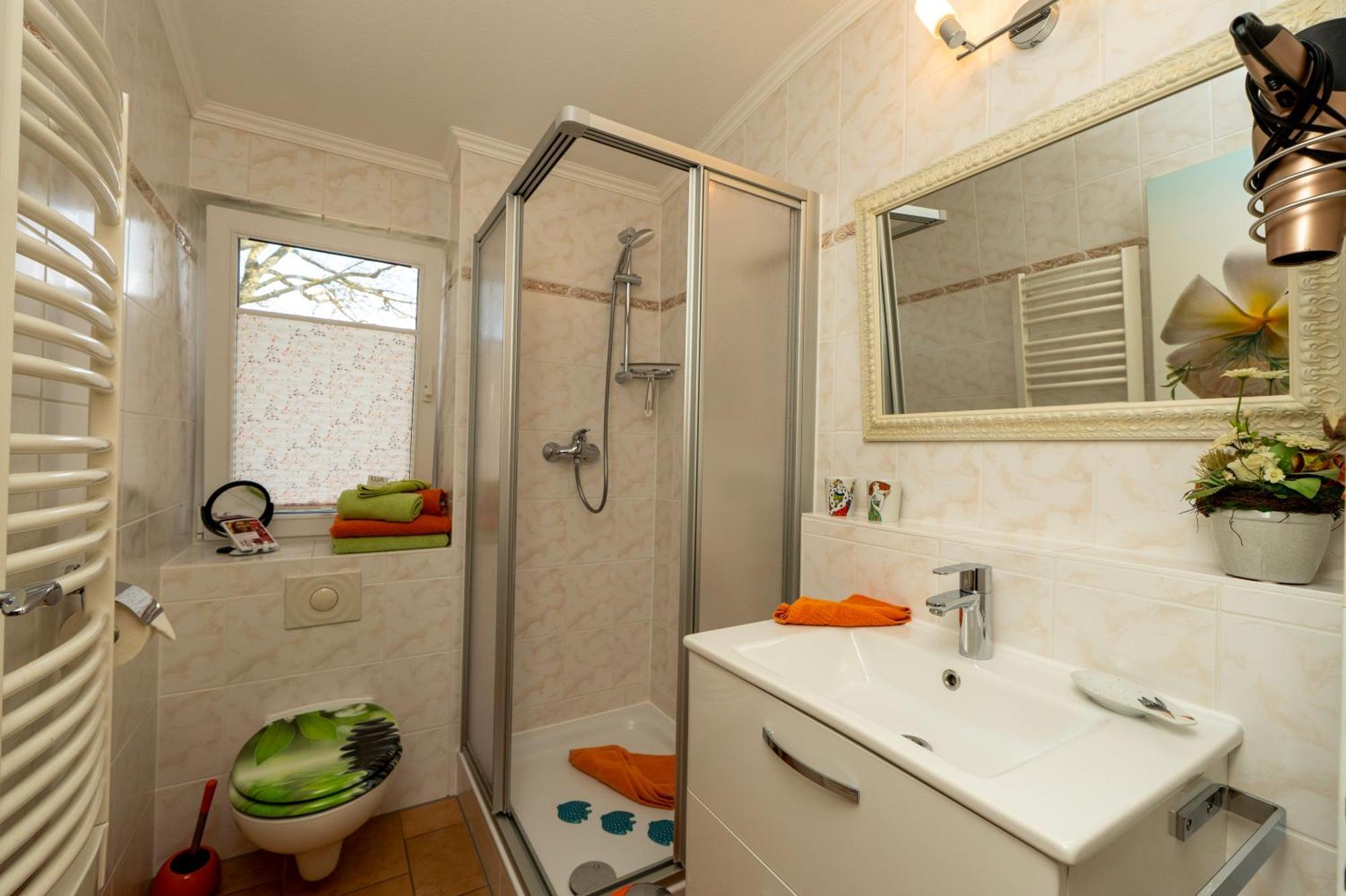 בינץ Haus Mozart Fewo Mit Balkon מראה חיצוני תמונה